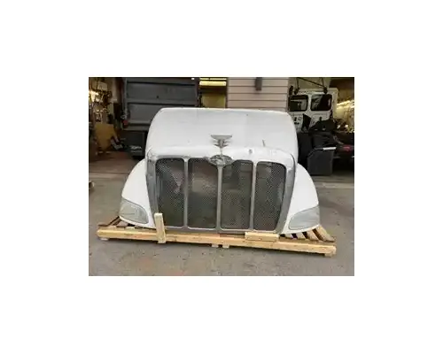 PETERBILT 387 Hood