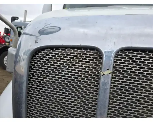 PETERBILT 387 Hood