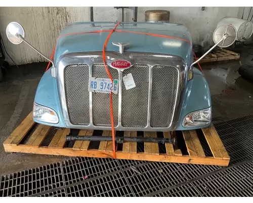 PETERBILT 387 Hood