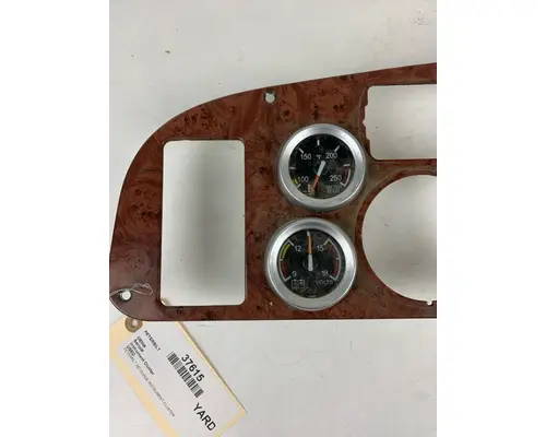 PETERBILT 387 INSTRUMENT CLUSTER
