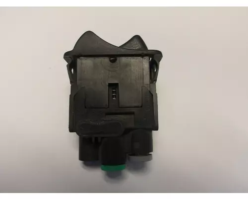 PETERBILT 387 INTERAXLE LOCK SWITCH