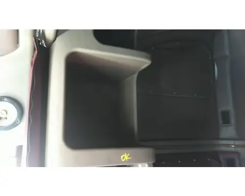 PETERBILT 387 INTERIOR CABINET