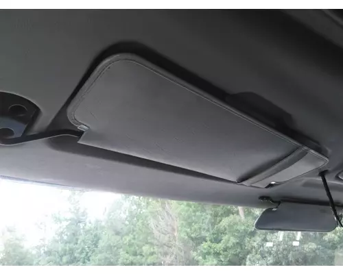 PETERBILT 387 INTERIOR SUN VISOR