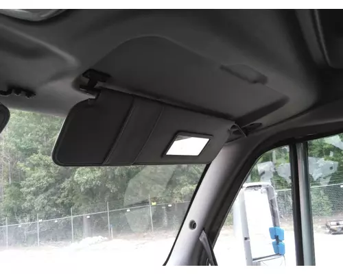 PETERBILT 387 INTERIOR SUN VISOR