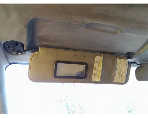 PETERBILT 387 INTERIOR SUN VISOR