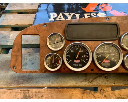 PETERBILT 387 Instrument Cluster OEM# 17-05005M002 in Abbotsford ...