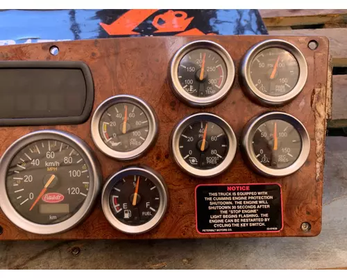 PETERBILT 387 Instrument Cluster OEM# 17-05005M002 in Abbotsford ...