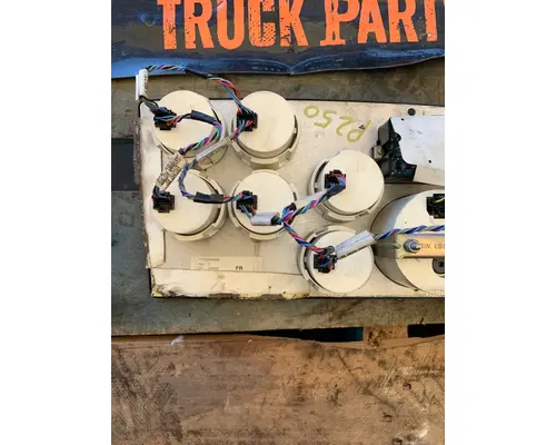 PETERBILT 387 Instrument Cluster