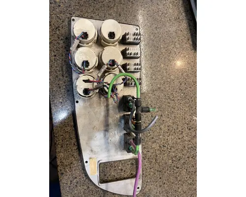 PETERBILT 387 Instrument Cluster