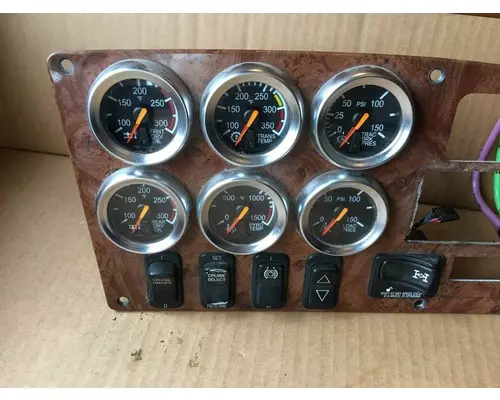 PETERBILT 387 Instrument Cluster