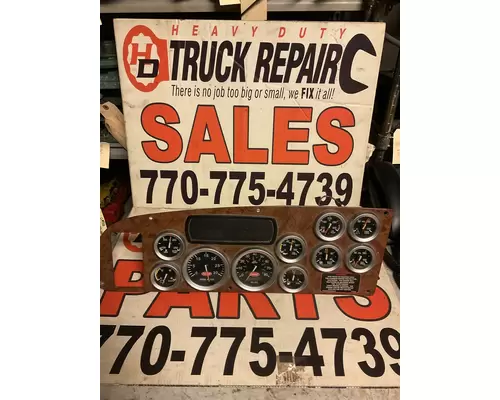 PETERBILT 387 Instrument Cluster