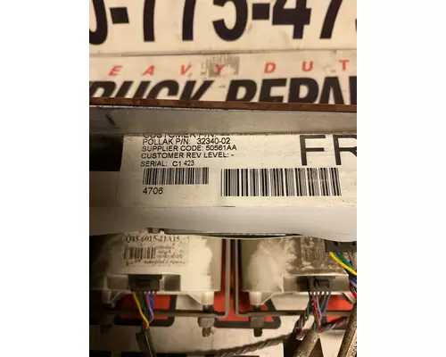 PETERBILT 387 Instrument Cluster