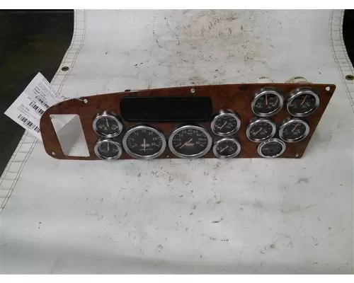 PETERBILT 387 Instrument Cluster