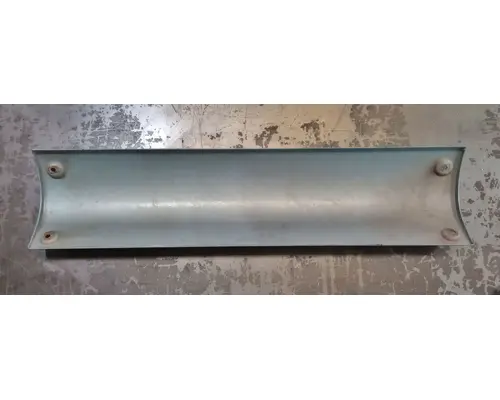 PETERBILT 387 Kick Panel, Exterior