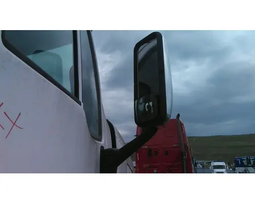 PETERBILT 387 MIRROR ASSEMBLY CABDOOR