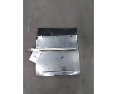 PETERBILT 387 MUD FLAP HANGER