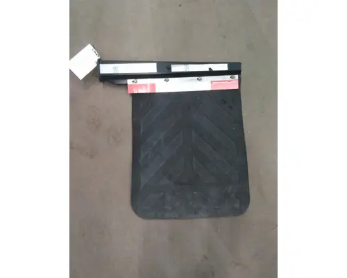 PETERBILT 387 MUD FLAP HANGER