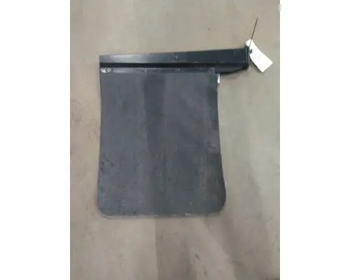 PETERBILT 387 MUD FLAP HANGER