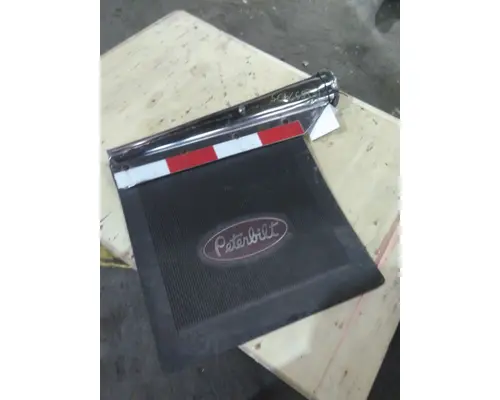 PETERBILT 387 MUD FLAP HANGER