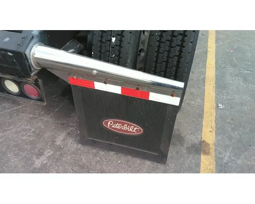 PETERBILT 387 MUD FLAP HANGER