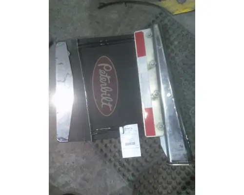 PETERBILT 387 MUD FLAP HANGER