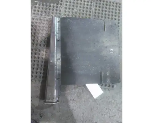 PETERBILT 387 MUD FLAP HANGER