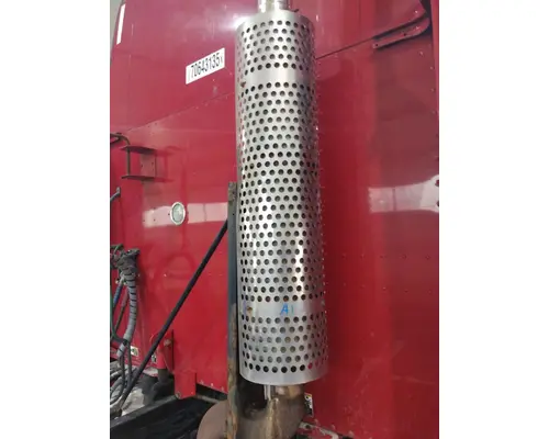 PETERBILT 387 MUFFLER SHIELD