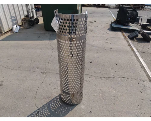 PETERBILT 387 MUFFLER SHIELD