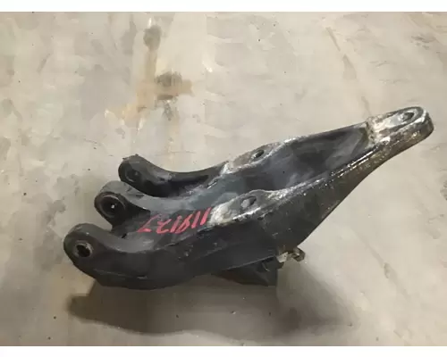 PETERBILT 387 Mounts, Cab