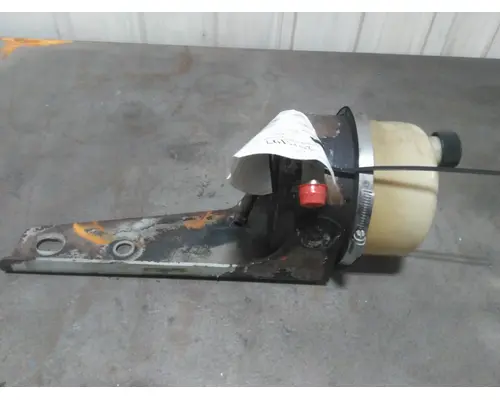 PETERBILT 387 POWER STEERING RESERVOIR