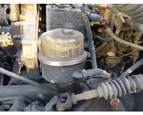 PETERBILT 387 POWER STEERING RESERVOIR