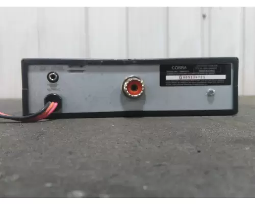 PETERBILT 387 RADIO AV EQUIPMENT