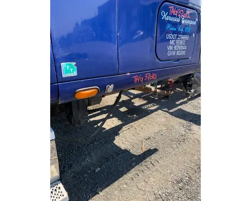 PETERBILT 387 ROCKER PANEL 