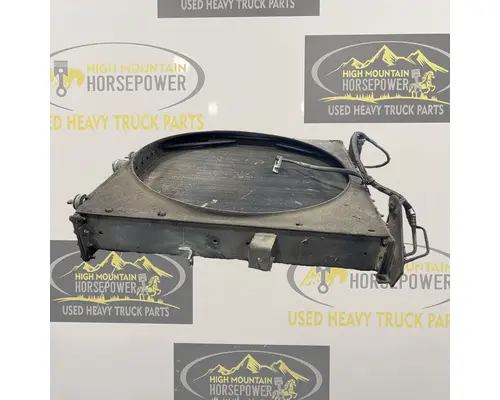 PETERBILT 387 Radiator