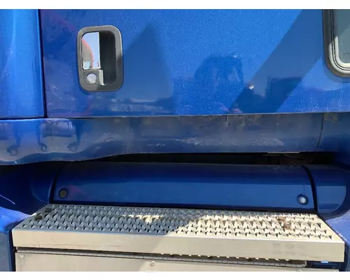 PETERBILT 387 Rocker Panel