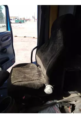 PETERBILT 387 SEAT, FRONT