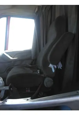 PETERBILT 387 SEAT, FRONT