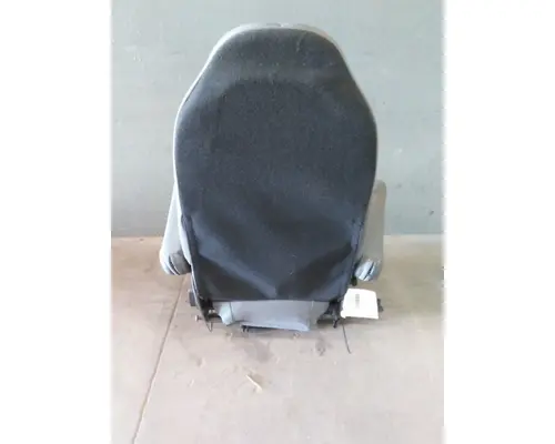 PETERBILT 387 SEAT, FRONT