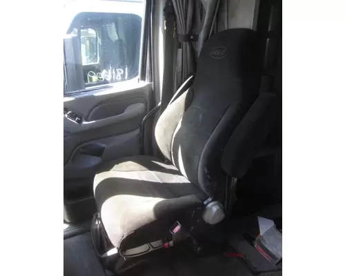 PETERBILT 387 SEAT, FRONT