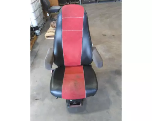 PETERBILT 387 SEAT, FRONT