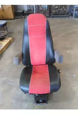 PETERBILT 387 SEAT, FRONT