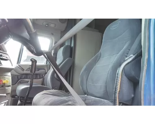 PETERBILT 387 SEAT, FRONT