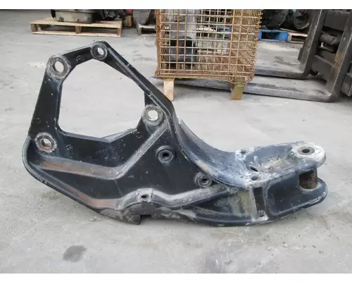 PETERBILT 387 SPRING HANGER