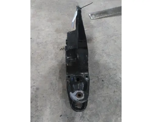 PETERBILT 387 SPRING HANGER