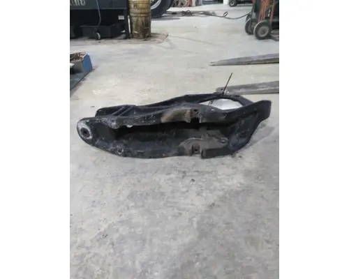 PETERBILT 387 SPRING HANGER