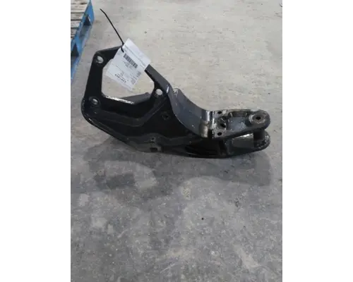 PETERBILT 387 SPRING HANGER