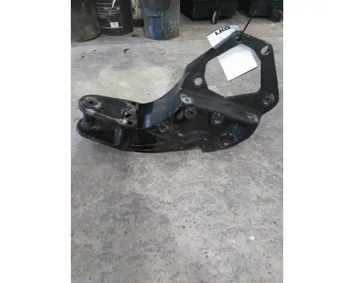 PETERBILT 387 SPRING HANGER