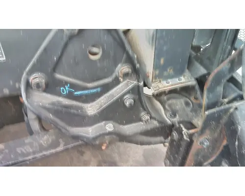 PETERBILT 387 SPRING HANGER