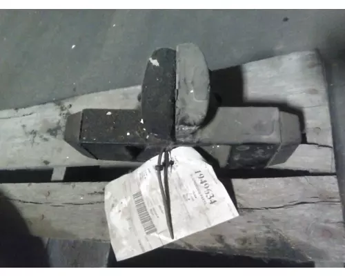 PETERBILT 387 SUSPENSION PART