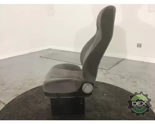 PETERBILT 387 Seat, Front